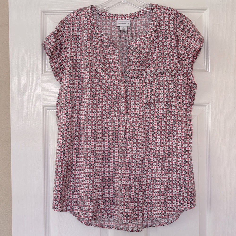 NWOT Geometric Print Women's Top - Red and White